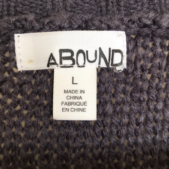 Sweater - Picture 2 of 3